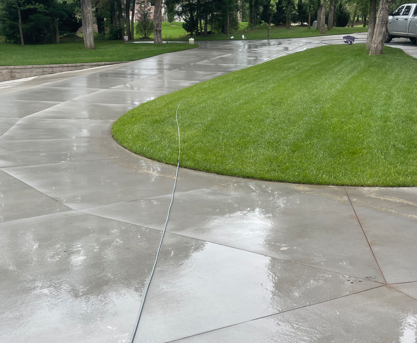 Arcadia, Oklahoma Pressure Washing Cleaning - Large Driveway