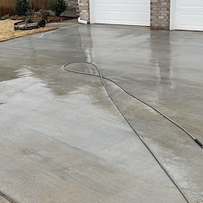 Elite-Wash-Techs-Pressure-Washing-House-Washing-Eliminating-Red-Dirt-Stains-on-a-Residential-Home-in-Oklahoma-City 0